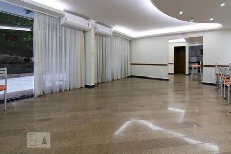 Apartamento à venda com 79m², 3 quartos e 1 vagaÁrea Comum - Salão de Festas
