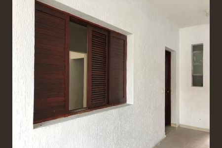 Fachada do bloco de kitnet/studio para alugar com 2 quartos, 60m² em Vila Bertioga, São Paulo