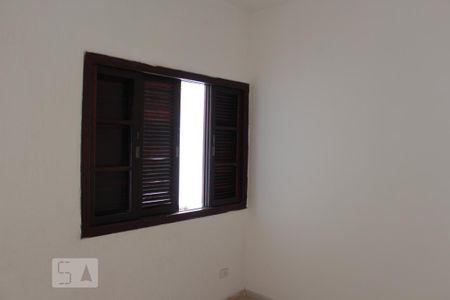 Quarto 1 de kitnet/studio para alugar com 2 quartos, 60m² em Vila Bertioga, São Paulo