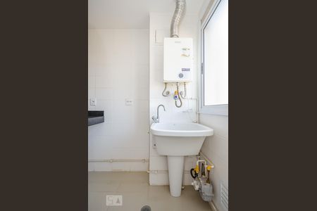 Apartamento para alugar com 77m², 2 quartos e 1 vagaÁrea de Serviço