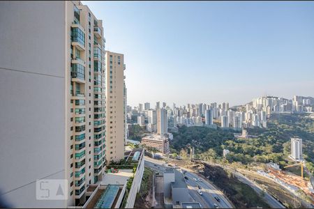 Apartamento para alugar com 77m², 2 quartos e 1 vagaSuíte