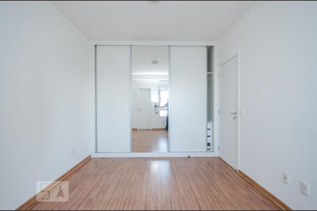 Apartamento para alugar com 77m², 2 quartos e 1 vagaSuíte