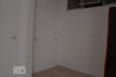 Sala/Cozinha de kitnet/studio para alugar com 2 quartos, 60m² em Vila Bertioga, São Paulo