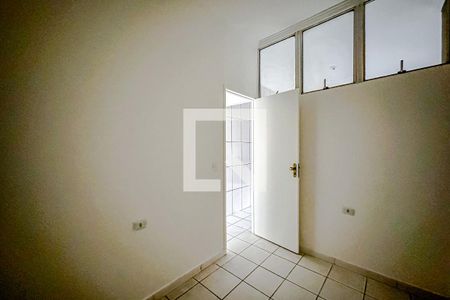 Quarto de kitnet/studio para alugar com 2 quartos, 60m² em Vila Bertioga, São Paulo