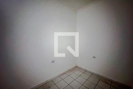 Quarto de kitnet/studio para alugar com 2 quartos, 60m² em Vila Bertioga, São Paulo