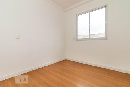 Quarto 2 de apartamento para alugar com 2 quartos, 47m² em Jardim Helga, São Paulo