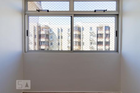 Quarto 1 de apartamento para alugar com 2 quartos, 93m² em Guará Ii, Brasília