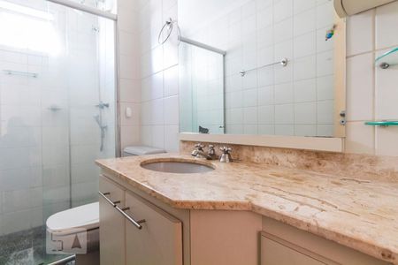 Banheiro de apartamento à venda com 3 quartos, 101m² em Vila Monte Alegre, São Paulo