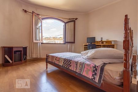 Casa à venda com 156m², 3 quartos e 1 vagaQuarto Suíte