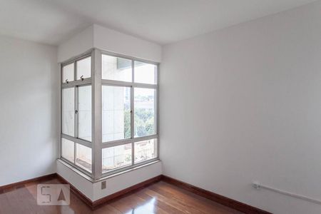 Sala de apartamento à venda com 2 quartos, 100m² em Funcionários, Belo Horizonte