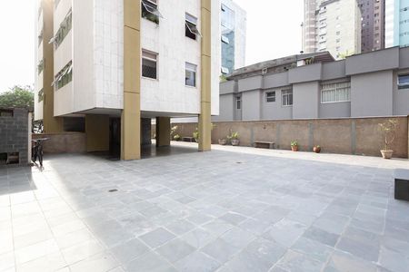 Apartamento à venda com 100m², 2 quartos e 1 vagaÁrea comum