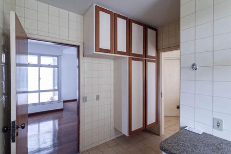 Apartamento à venda com 100m², 2 quartos e 1 vagaCozinha