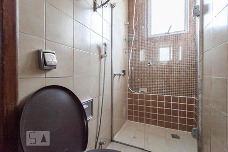 Apartamento à venda com 100m², 2 quartos e 1 vagaBanheiro da suíte