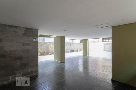 Apartamento à venda com 100m², 2 quartos e 1 vagaÁrea comum - Salão de festas