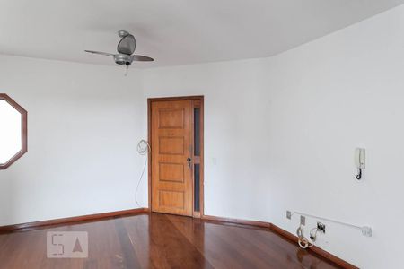 Sala de apartamento à venda com 2 quartos, 100m² em Funcionários, Belo Horizonte