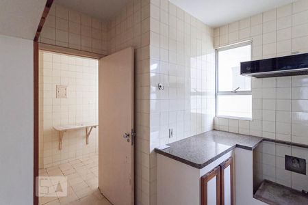Apartamento à venda com 100m², 2 quartos e 1 vagaCozinha
