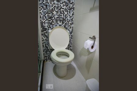 Studio para alugar com 38m², 1 quarto e sem vaga Studio para alugar com 38m², 1 quarto e sem vagaBanheiro