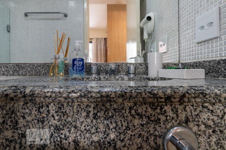 Studio à venda com 36m², 1 quarto e 1 vaga Studio à venda com 36m², 1 quarto e 1 vagaBanheiro