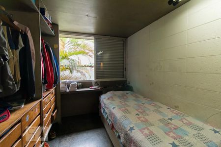 Casa à venda com 222m², 3 quartos e 2 vagasQuarto 3