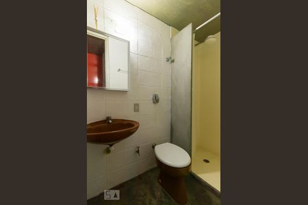 Casa à venda com 222m², 3 quartos e 2 vagasBanheiro de Serviço