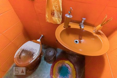 Casa à venda com 222m², 3 quartos e 2 vagasLavabo 