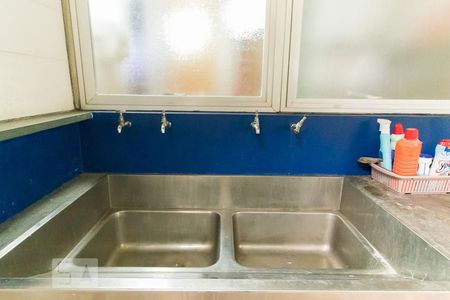 Casa à venda com 222m², 3 quartos e 2 vagasLavanderia 