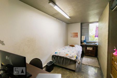 Casa à venda com 222m², 3 quartos e 2 vagasQuarto 2