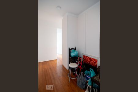 Roupeiro de apartamento para alugar com 2 quartos, 95m² em Campo Belo, São Paulo