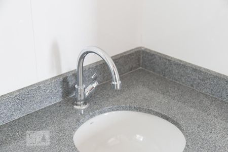 Casa de condomínio à venda com 148m², 3 quartos e 3 vagas Casa de condomínio à venda com 148m², 3 quartos e 3 vagasBanheiro