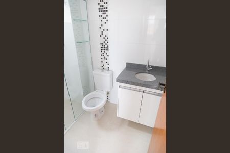 Casa de condomínio à venda com 148m², 3 quartos e 3 vagas Casa de condomínio à venda com 148m², 3 quartos e 3 vagasBanheiro