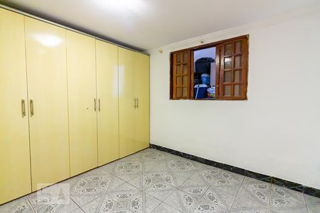 Quarto 2 de casa à venda com 4 quartos, 60m² em Bussocaba, Osasco