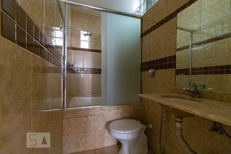 Apartamento à venda com 122m², 3 quartos e 1 vagaBanheiro da Suíte