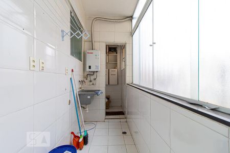 Apartamento à venda com 122m², 3 quartos e 1 vagaÁrea de Serviço