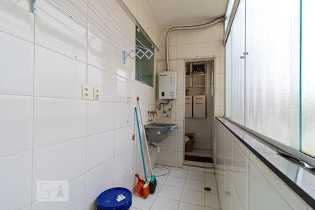 Apartamento à venda com 122m², 3 quartos e 1 vagaÁrea de Serviço