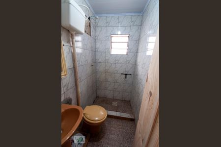 Casa para alugar com 42m², 2 quartos e 2 vagasBanheiro