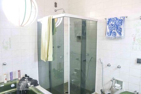 Casa para alugar com 300m², 4 quartos e 4 vagasBanheiro da Suíte