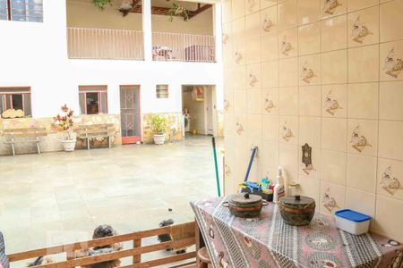 Casa para alugar com 300m², 4 quartos e 4 vagasÁrea de Serviço