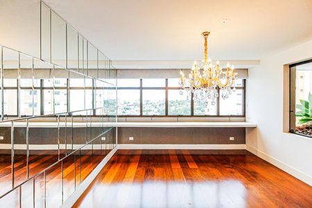 Apartamento para alugar com 386m², 3 quartos e 4 vagasSala de jantar