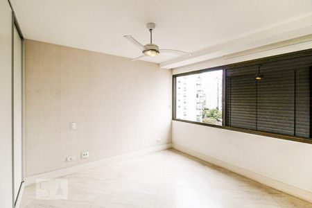 Apartamento para alugar com 386m², 3 quartos e 4 vagasSuíte 2
