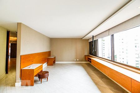 Apartamento para alugar com 386m², 3 quartos e 4 vagasSuíte 3