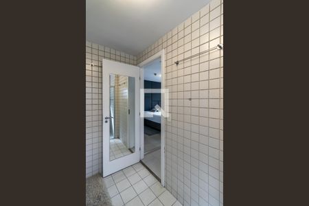 Apartamento para alugar com 49m², 1 quarto e 1 vaga Apartamento para alugar com 49m², 1 quarto e 1 vagaBanheiro da Suíte