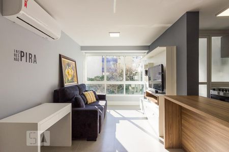 Sala de apartamento à venda com 1 quarto, 43m² em Petrópolis, Porto Alegre