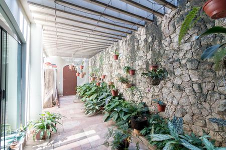 Casa à venda com 431m², 4 quartos e 5 vagasJardim de inverno