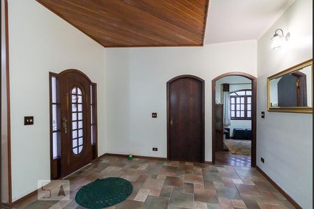 Sala 1 de casa à venda com 4 quartos, 431m² em Jardim Aida, Guarulhos