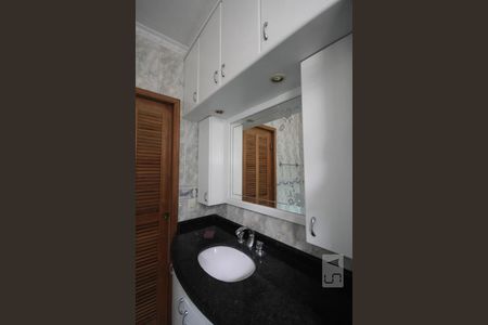 Casa à venda com 101m², 2 quartos e 2 vagasBanheiro