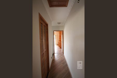 Casa à venda com 101m², 2 quartos e 2 vagasCorredor