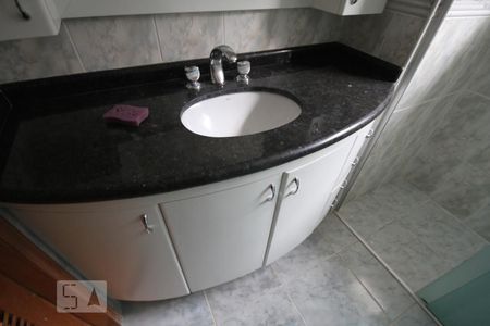 Casa à venda com 101m², 2 quartos e 2 vagasBanheiro