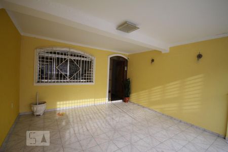 Casa à venda com 101m², 2 quartos e 2 vagasGaragem