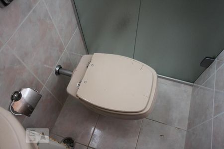 Casa à venda com 101m², 2 quartos e 2 vagasBanheiro de Serviço