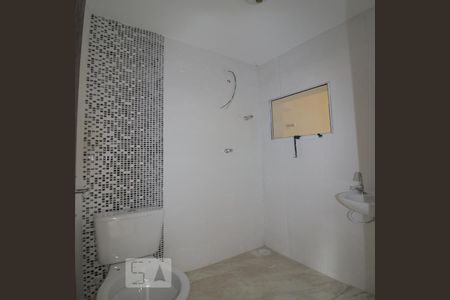 Casa de condomínio para alugar com 30m², 1 quarto e sem vagaBanheiro